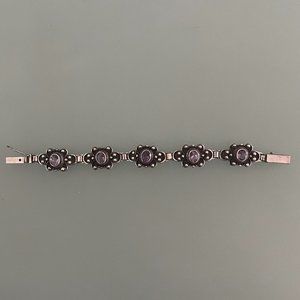 Sterling Silver w Amethyst Bracelet